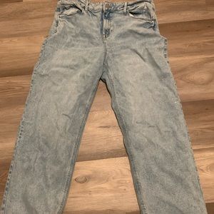 Light wash jeans